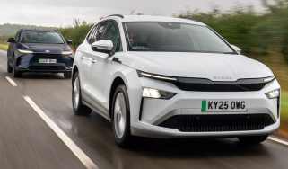 Skoda Enyaq vs Toyota bZ4X - front tracking